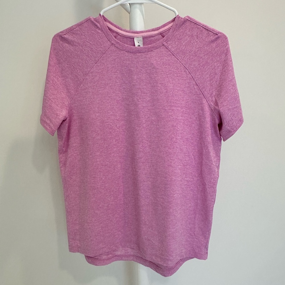 Lululemon Short Sleeved Pink Heather Rounded Hem Tee Size 6